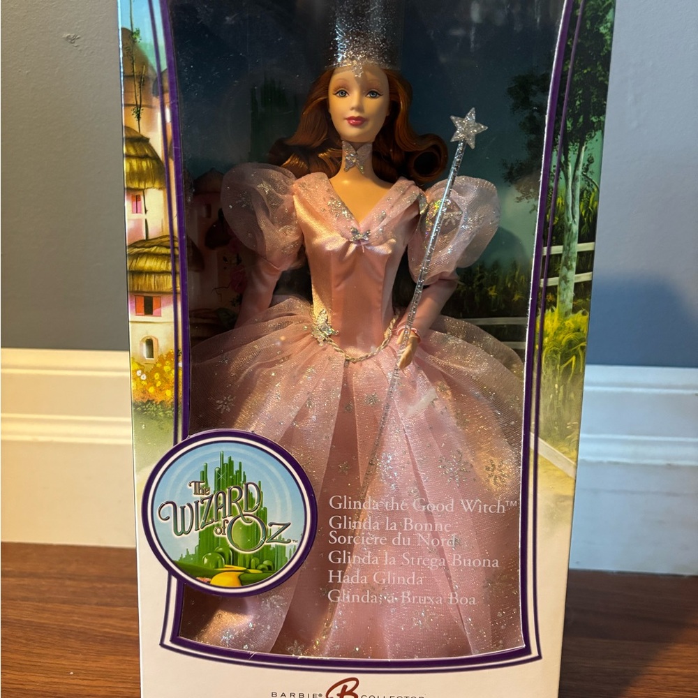Glinda the witch of the North from the The Wizard of Oz”. - Picture 4 of 7